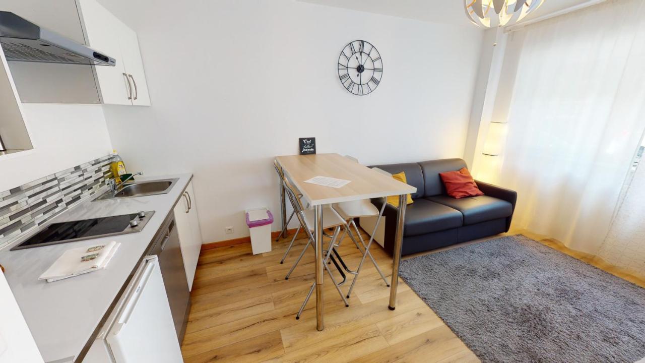 Aux bons amis - Parlement/Orangerie Appartement Straatsburg Buitenkant foto
